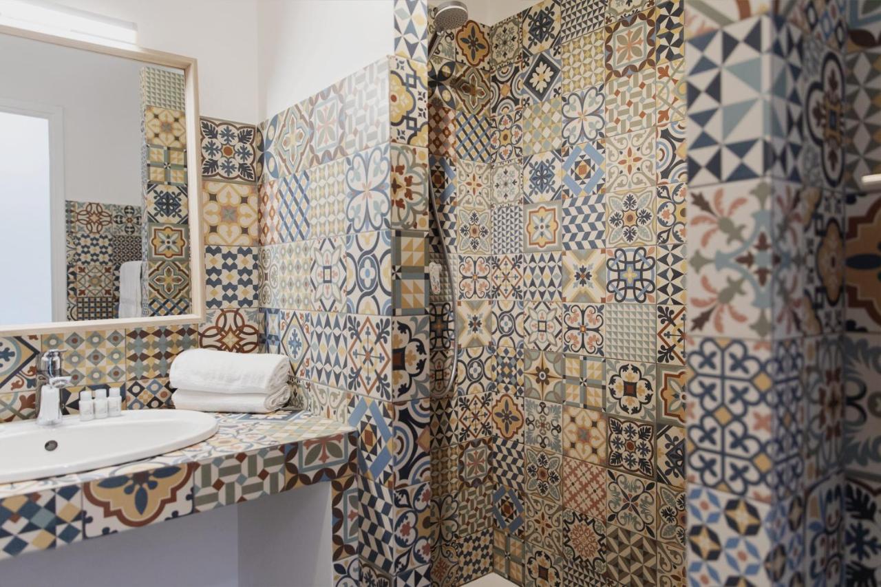 Coq Hotel Коголен Екстериор снимка